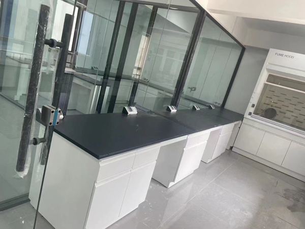 山東全鋼實驗臺供應 山東全鋼實驗臺供應