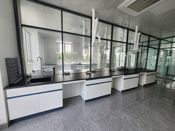 河北全鋼實(shí)驗(yàn)臺